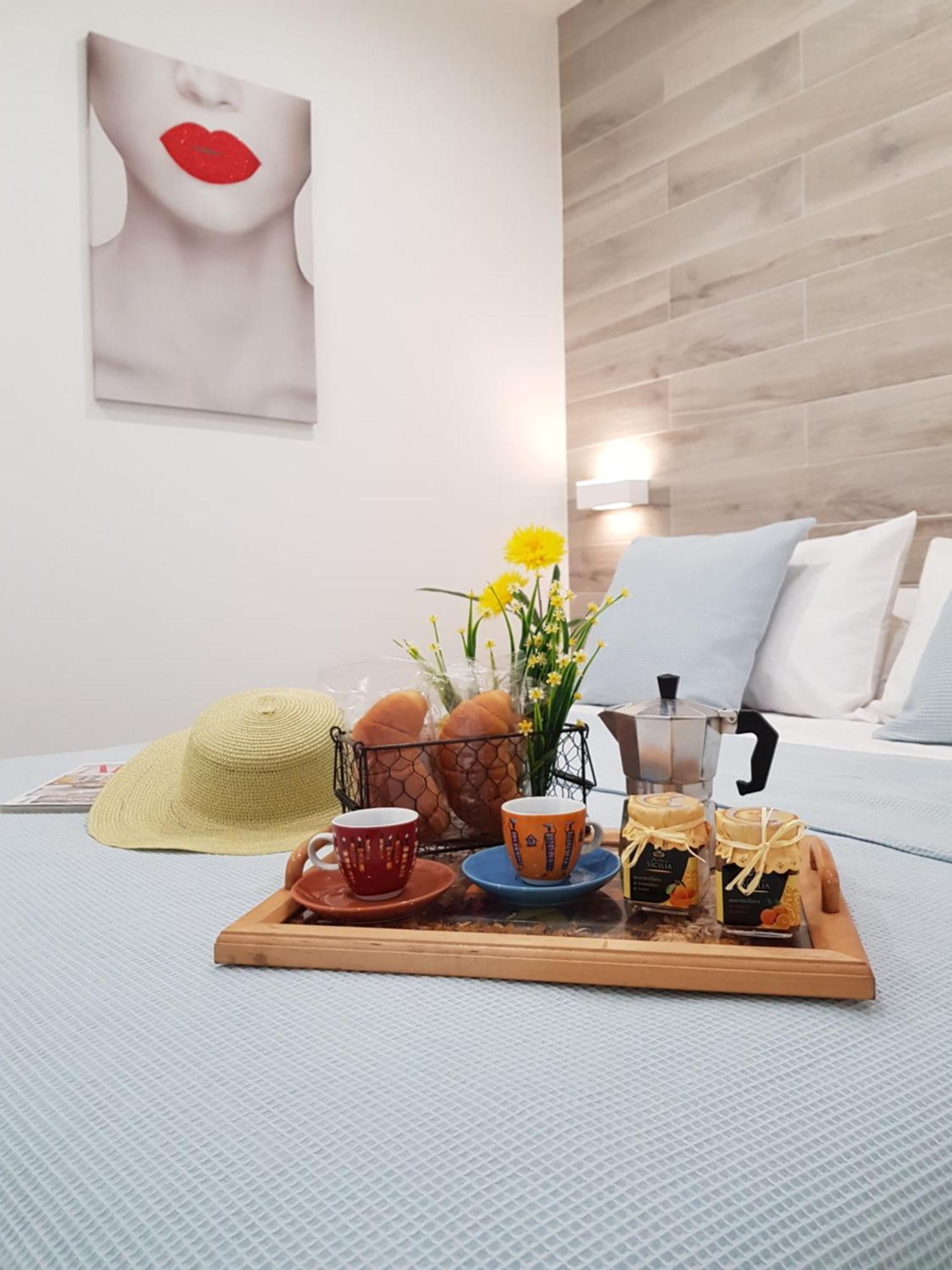 Martin Holiday Apartments Giardini Naxos Δωμάτιο φωτογραφία